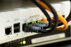 5 Fakta Mengejutkan Tentang Perbedaan Internet Rumah dan Internet Bisnis